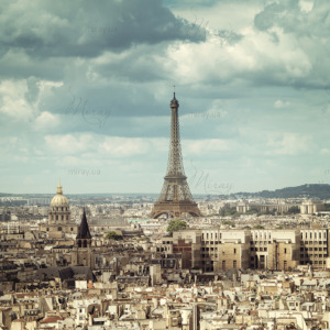 d-20-012-View-on-Eiffel-Tower-Paris-France d-20-012-View-on-Eiffel-Tower-Paris-France