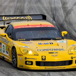 p-10-010-Шевроле Корвер на треке – Chevrolet Corvette C6R p-10-010-Шевроле Корвер на треке – Chevrolet Corvette C6R